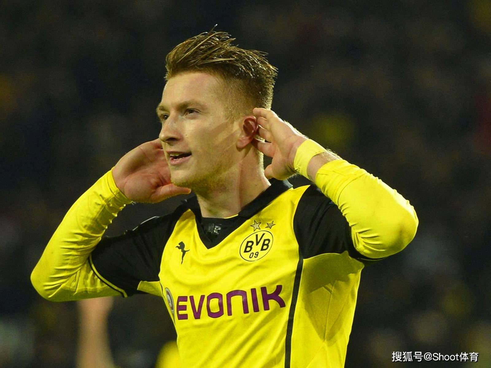 关于沃尔夫斯堡客场逆转胜利,暂时排名前列的信息 关于沃尔夫斯堡客场逆转胜利,暂时排名前列的信息