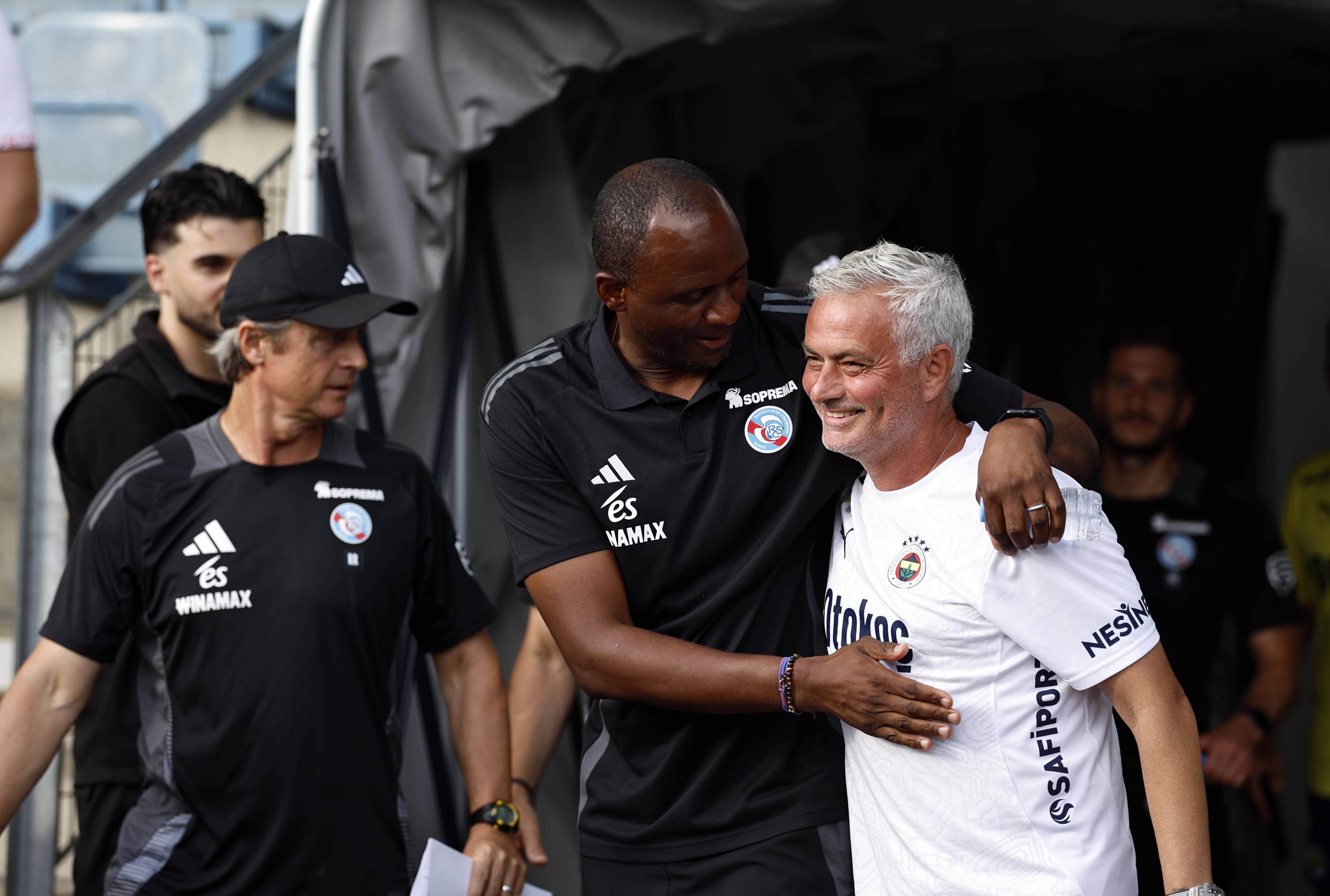 开云体育网址-斯特拉斯堡队客场大胜波尔多，取得三分的简单介绍