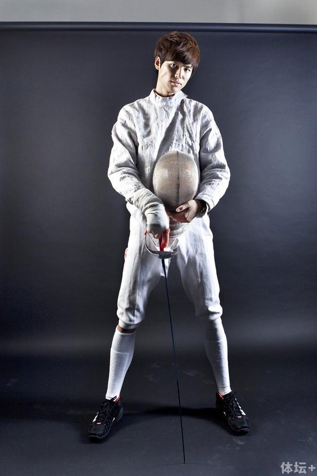 俄罗斯击剑选手潜力无限,赢得好评 俄罗斯击剑选手潜力无限,赢得好评