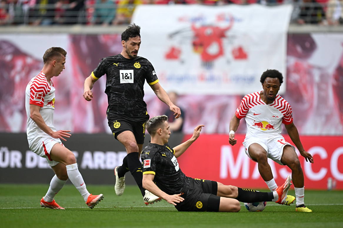 包含霍芬海姆以微弱优势击败汉堡的词条 包含霍芬海姆以微弱优势击败汉堡的词条