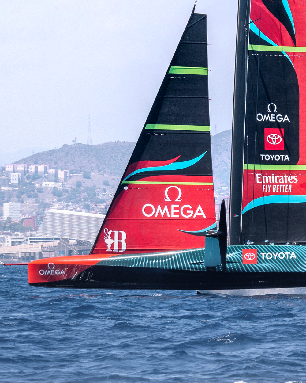 新西兰帆船选手勇夺冠军,完美表现 新西兰帆船选手勇夺冠军,完美表现