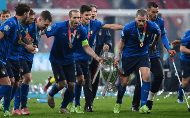 开云体育投注-尤文图斯留洛卡特利，阵容有变数